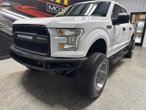 Photos of 2016 Ford F-150 XLT for sale in Mayfield, KY at Seay Motors