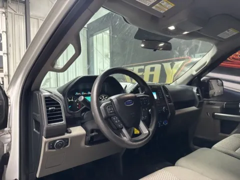 More photos of 2016 Ford F-150 XLT at Seay Motors, KY