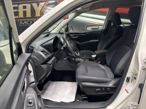 More photos of 2021 Subaru Forester Premium at Seay Motors, KY
