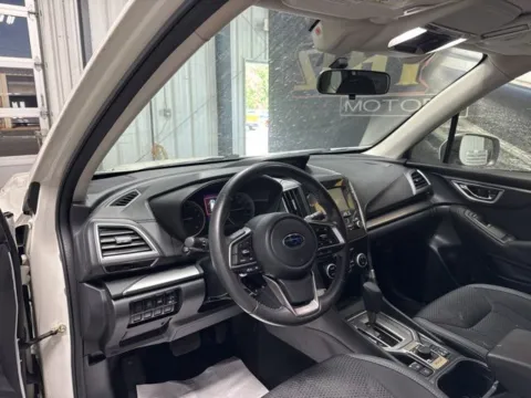 More photos of 2021 Subaru Forester Premium at Seay Motors, KY