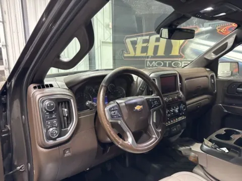 More photos of 2021 Chevrolet Silverado 1500 LT at Seay Motors, KY