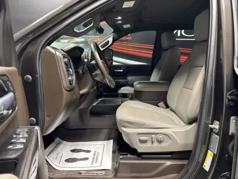 More photos of 2021 Chevrolet Silverado 2500HD LTZ at Seay Motors, KY