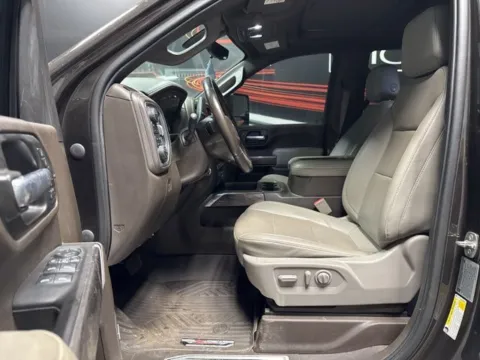 More photos of 2021 Chevrolet Silverado 2500HD LTZ at Seay Motors, KY