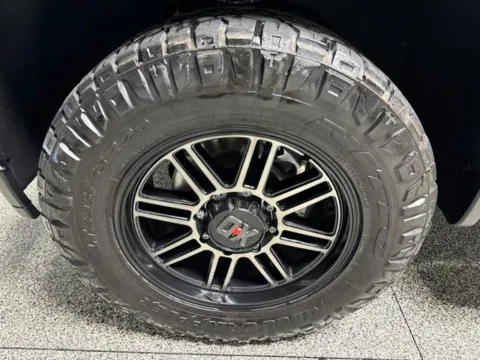More photos of 2021 Chevrolet Silverado 2500HD LTZ at Seay Motors, KY