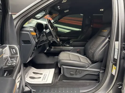 More photos of 2023 Ford F-150 Lariat at Seay Motors, KY