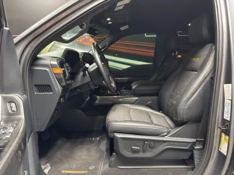 More photos of 2023 Ford F-150 Lariat at Seay Motors, KY