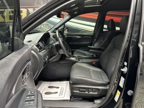 More photos of 2023 Honda Passport EX-L at Seay Motors, KY