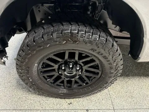 More photos of 2023 Ford F-250SD Lariat at Seay Motors, KY