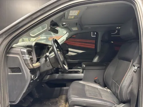 More photos of 2023 Ford F-250SD Lariat at Seay Motors, KY
