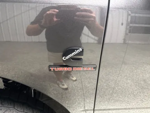 More photos of 2018 Ram 3500 Big Horn at Seay Motors, KY