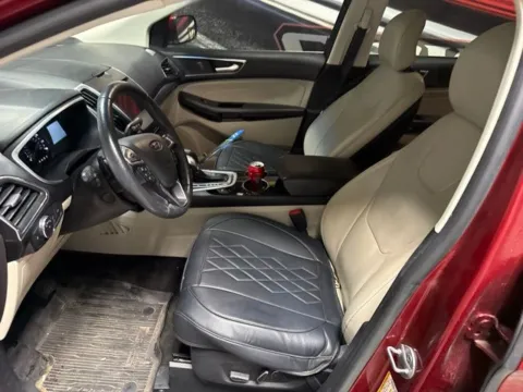 More photos of 2018 Ford Edge Titanium at Seay Motors, KY