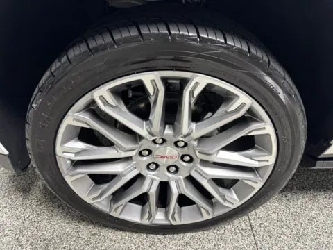 More photos of 2025 GMC Yukon XL Denali at Seay Motors, KY