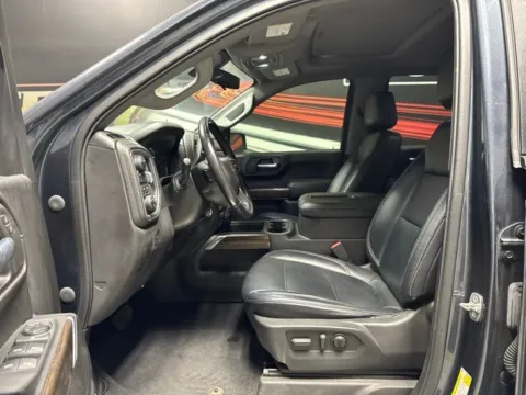 More photos of 2021 Chevrolet Silverado 1500 LT Trail Boss at Seay Motors, KY