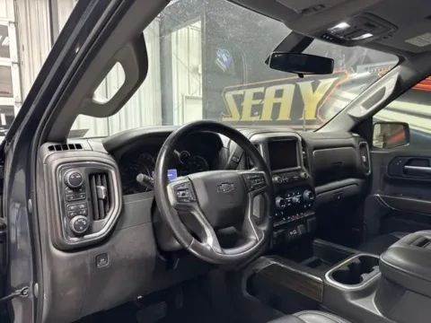 More photos of 2021 Chevrolet Silverado 1500 LT Trail Boss at Seay Motors, KY