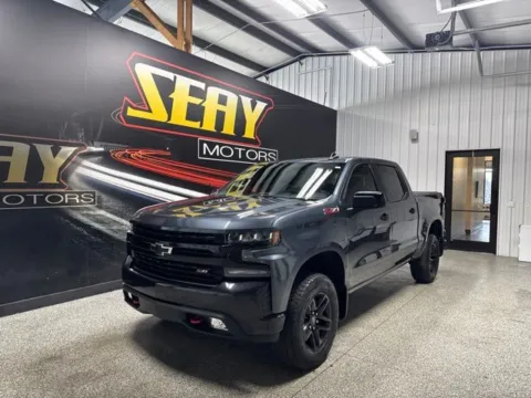 Gray 2021 Chevrolet Silverado 1500 LT Trail Boss for sale in Mayfield, KY