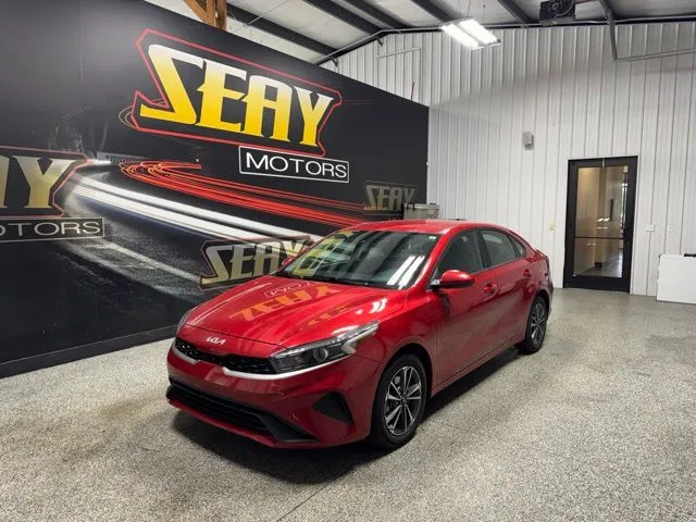 2024 Kia Forte LXS AT's photo