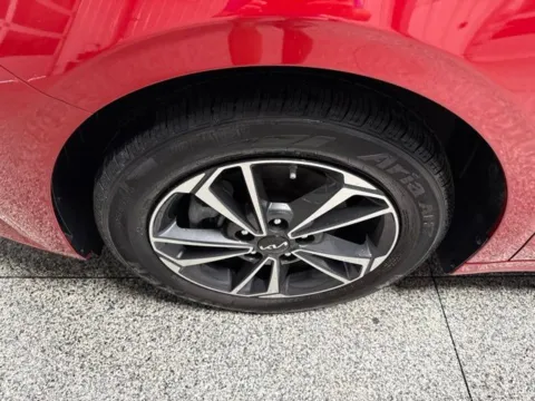 More photos of 2024 Kia Forte LXS at Seay Motors, KY