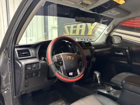 More photos of 2018 Toyota 4Runner TRD Off-Road at Seay Motors, KY