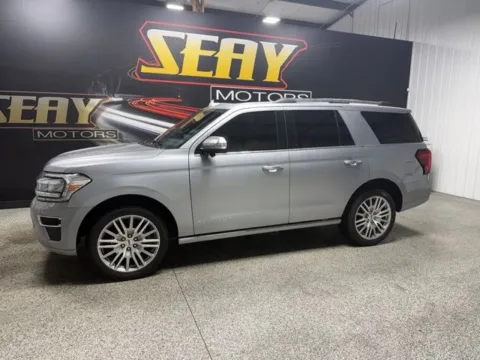 Photos of 2024 Ford Expedition Platinum for sale in Mayfield, KY at Seay Motors