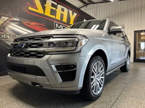 Photos of 2024 Ford Expedition Platinum for sale in Mayfield, KY at Seay Motors