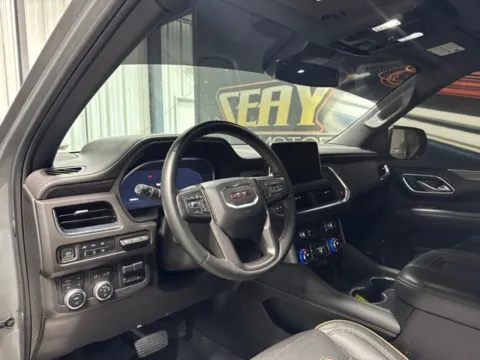 More photos of 2023 GMC Yukon XL AT4 at Seay Motors, KY