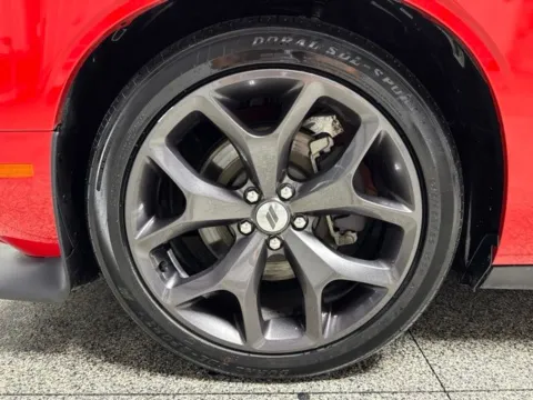 More photos of 2019 Dodge Challenger R/T at Seay Motors, KY