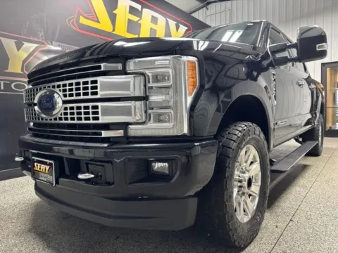 Photos of 2018 Ford F-250SD Platinum for sale in Mayfield, KY at Seay Motors