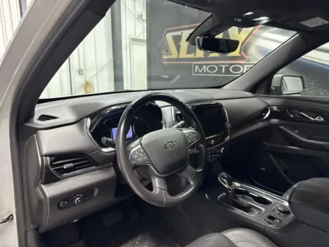 More photos of 2022 Chevrolet Traverse RS at Seay Motors, KY