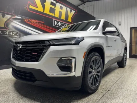 Photos of 2022 Chevrolet Traverse RS for sale in Mayfield, KY at Seay Motors