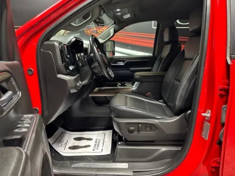 More photos of 2024 Chevrolet Silverado 3500HD LT at Seay Motors, KY