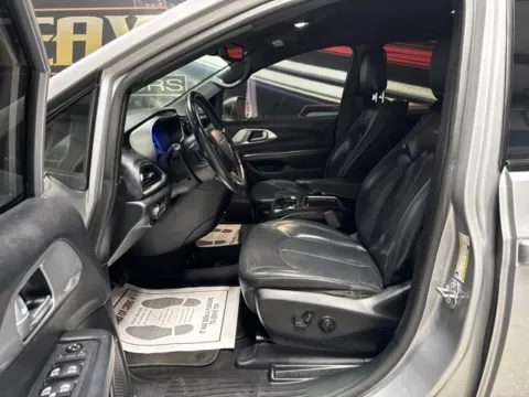 More photos of 2018 Chrysler Pacifica Touring L Plus at Seay Motors, KY