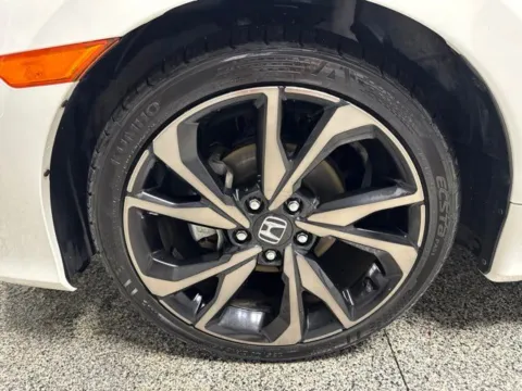 More photos of 2021 Honda Civic Sport at Seay Motors, KY