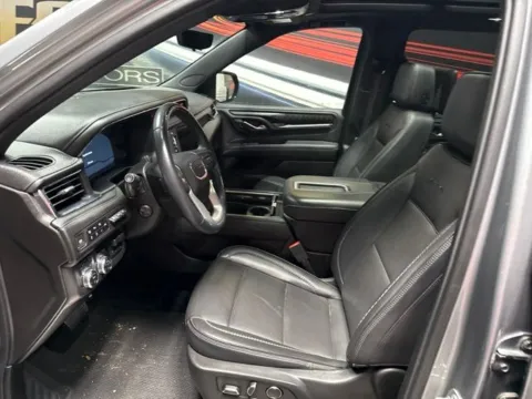 More photos of 2023 GMC Yukon XL Denali at Seay Motors, KY