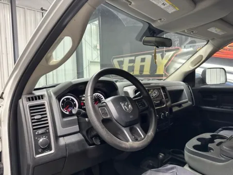 More photos of 2015 Ram 2500 Tradesman at Seay Motors, KY