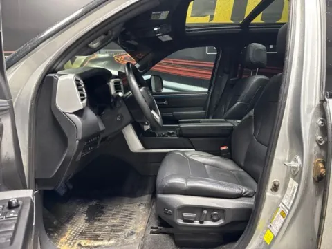 More photos of 2023 Toyota Tundra Hybrid Platinum at Seay Motors, KY