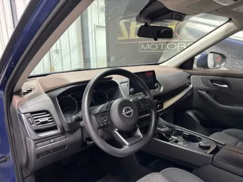 More photos of 2023 Nissan Rogue SV at Seay Motors, KY
