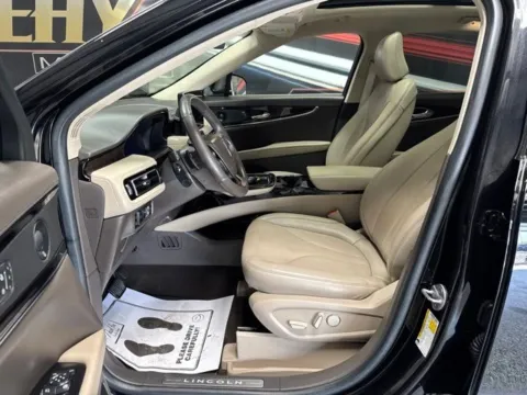 More photos of 2021 Lincoln Nautilus Reserve at Seay Motors, KY