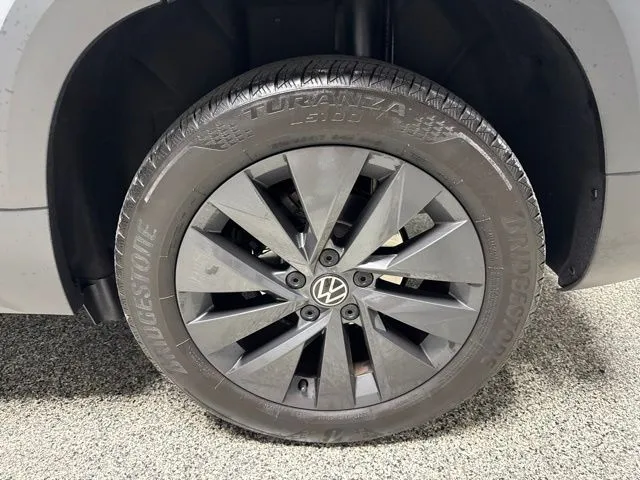2024 Volkswagen Taos S - Photo 15