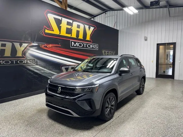 2024 Volkswagen Taos 1.5T S's photo