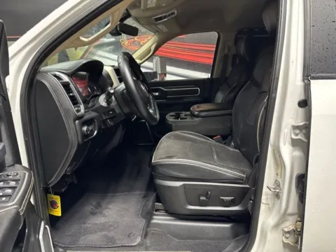 More photos of 2020 Ram 2500 Laramie at Seay Motors, KY