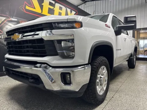 Photos of 2025 Chevrolet Silverado 2500HD LT for sale in Mayfield, KY at Seay Motors