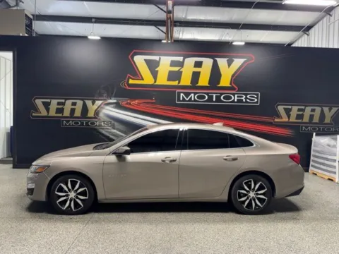 Photos of 2023 Chevrolet Malibu LT for sale in Mayfield, KY at Seay Motors
