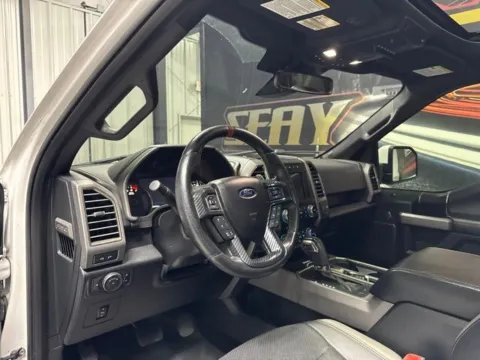 More photos of 2018 Ford F-150 Raptor at Seay Motors, KY