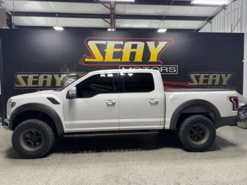 Photos of 2018 Ford F-150 Raptor for sale in Mayfield, KY at Seay Motors