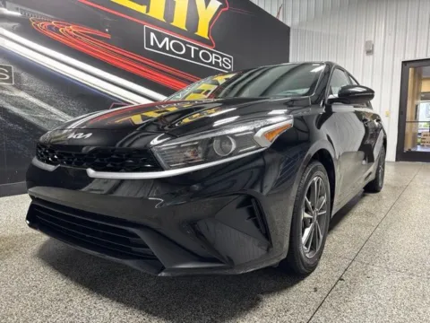Photos of 2024 Kia Forte LXS for sale in Mayfield, KY at Seay Motors