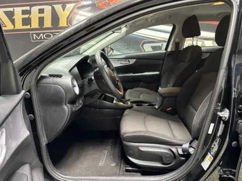 More photos of 2024 Kia Forte LXS at Seay Motors, KY