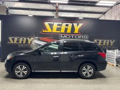 Photos of 2019 Nissan Pathfinder SV for sale in Mayfield, KY at Seay Motors