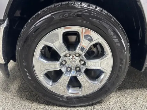 More photos of 2022 Ram 1500 Big Horn/Lone Star at Seay Motors, KY