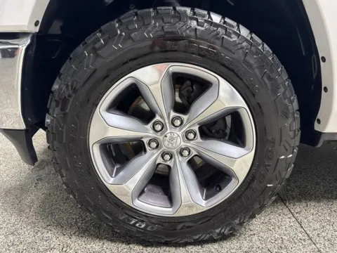 More photos of 2021 Ram 1500 Limited at Seay Motors, KY