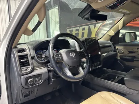 More photos of 2021 Ram 1500 Limited at Seay Motors, KY